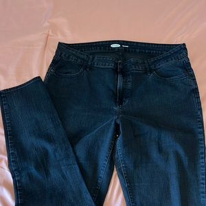 Old Navy Super Skinny Black Jeans size 16